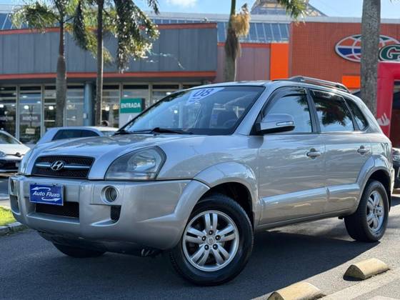 HYUNDAI TUCSON 2.0 MPFI GLS 16V 143CV 2WD GASOLINA 4P AUTOMÁTICO